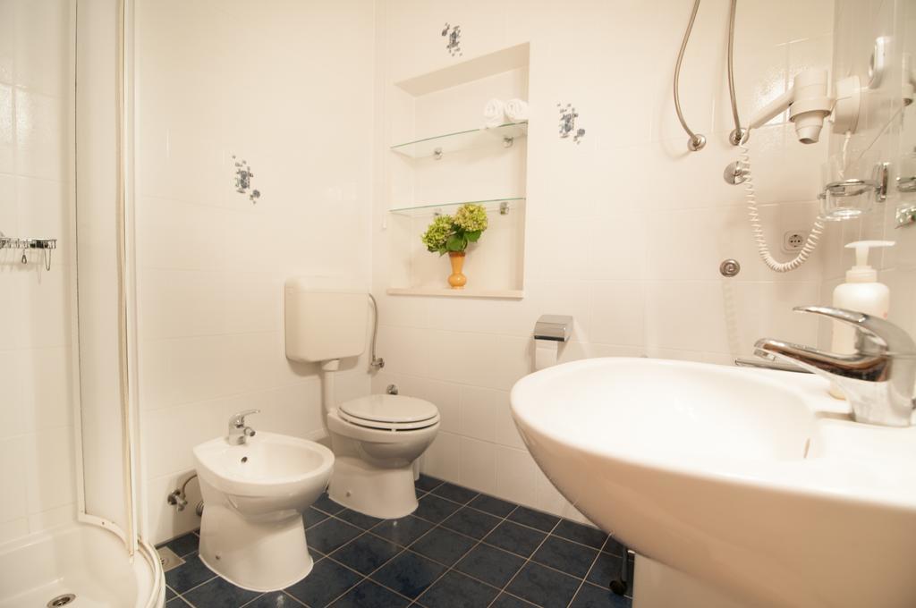 Apartments Raic Супетар Екстериор снимка